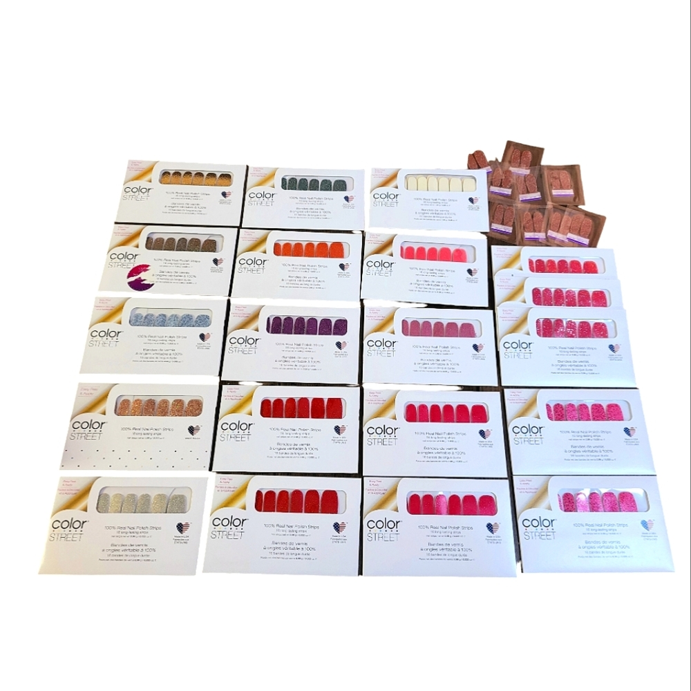20 Color Street nail strips + 10 twosies, cute crossbody bag included!